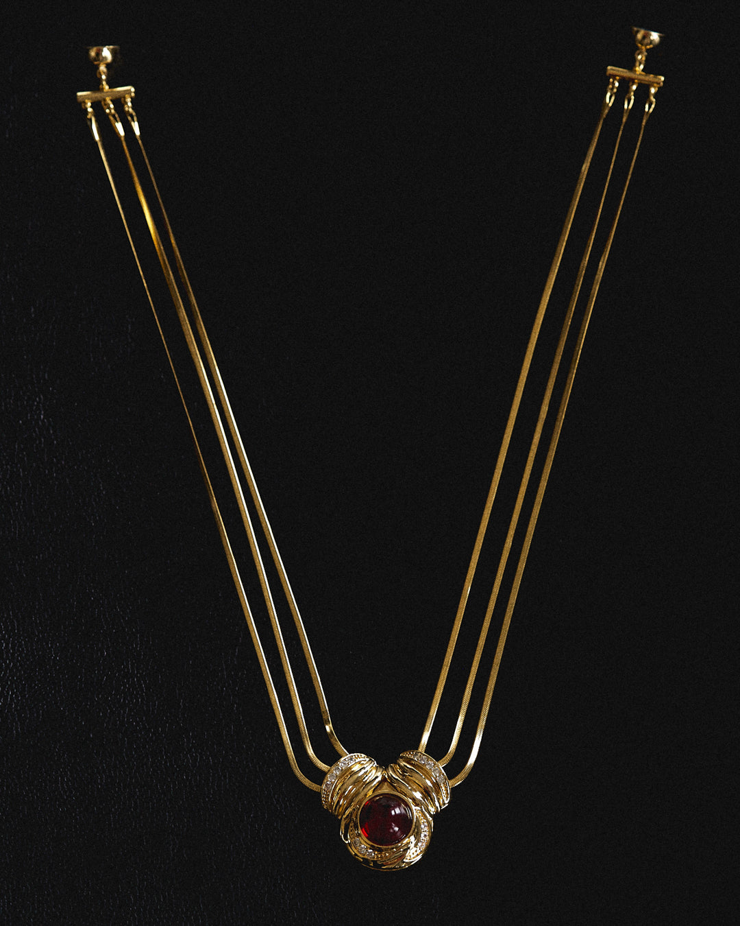 Shiraz Pendant Necklace — another angle