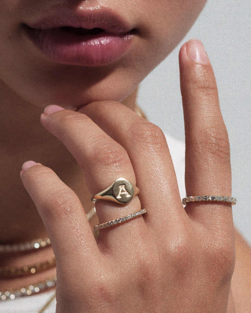 Oval Signet Ring [Vintage] — alternate view