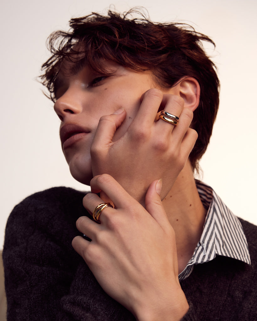 Two-Tone Wave Ring Set — alternate angle