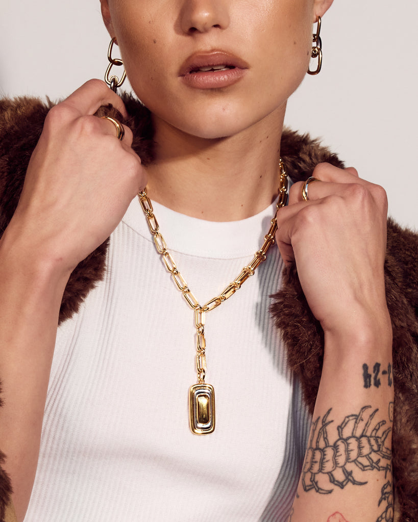 Dalia Two-Tone Pendant Necklace — alternate view 2
