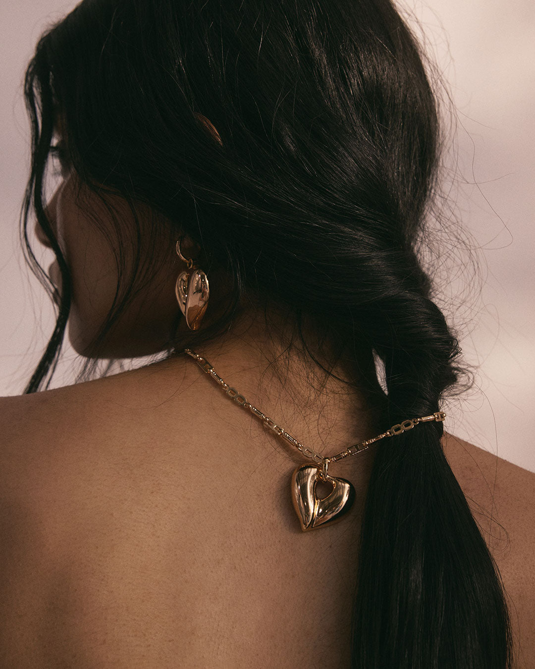 Corazon Statement Necklace — another angle