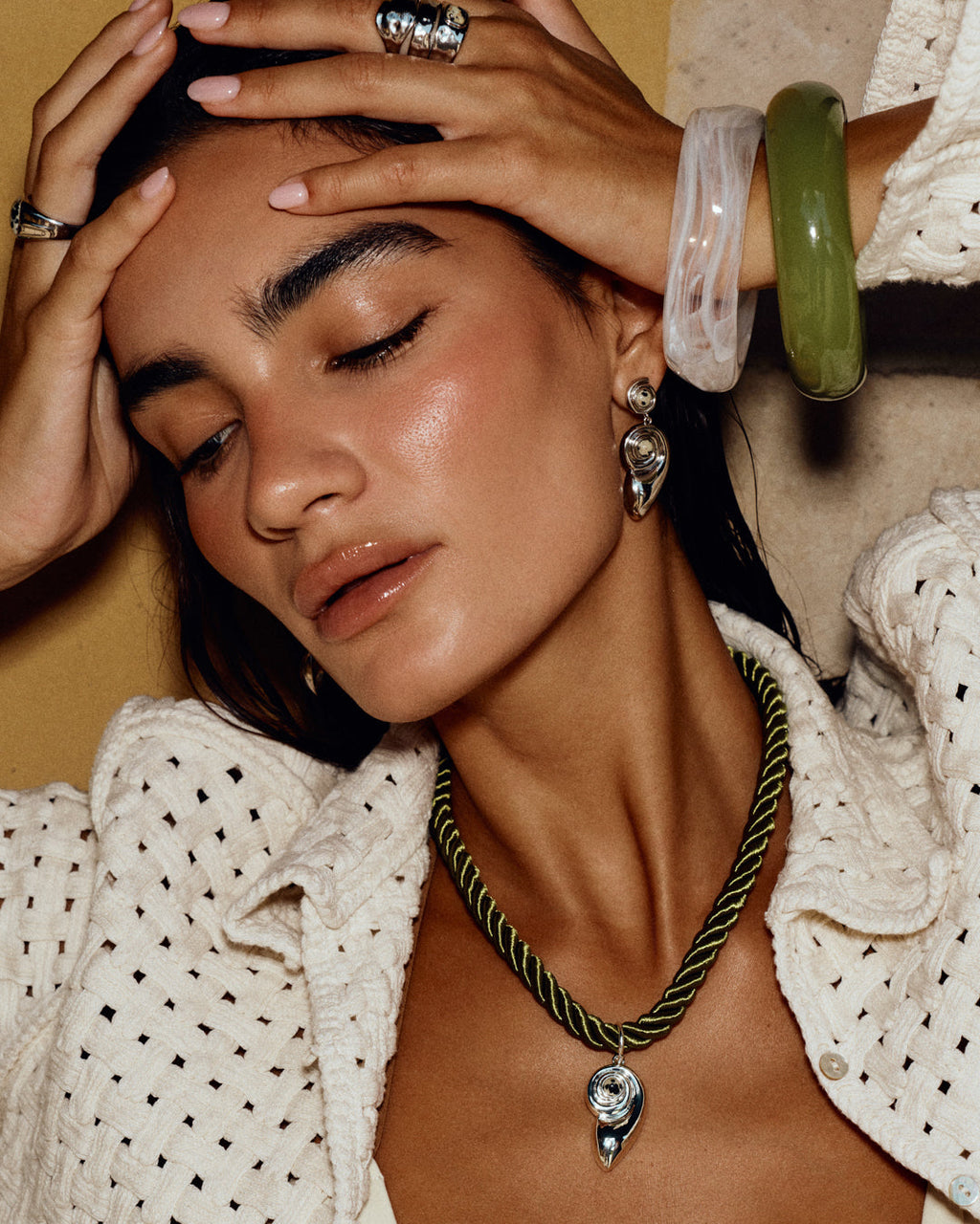 Palma Shell Cord Necklace - Gold — alternate view 2