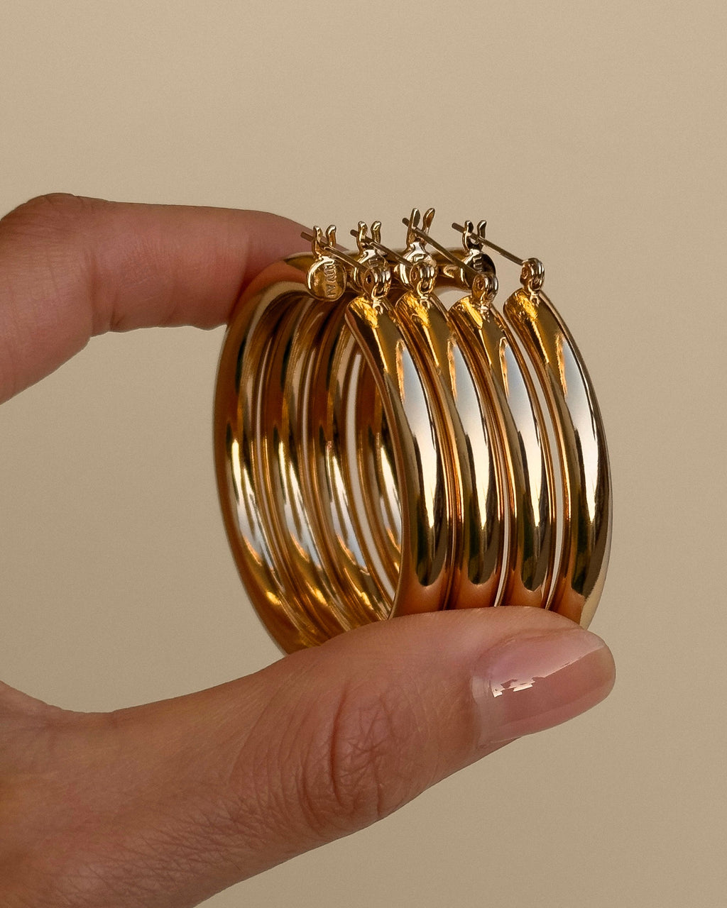 Amalfi Tube Hoops - Gold — another angle