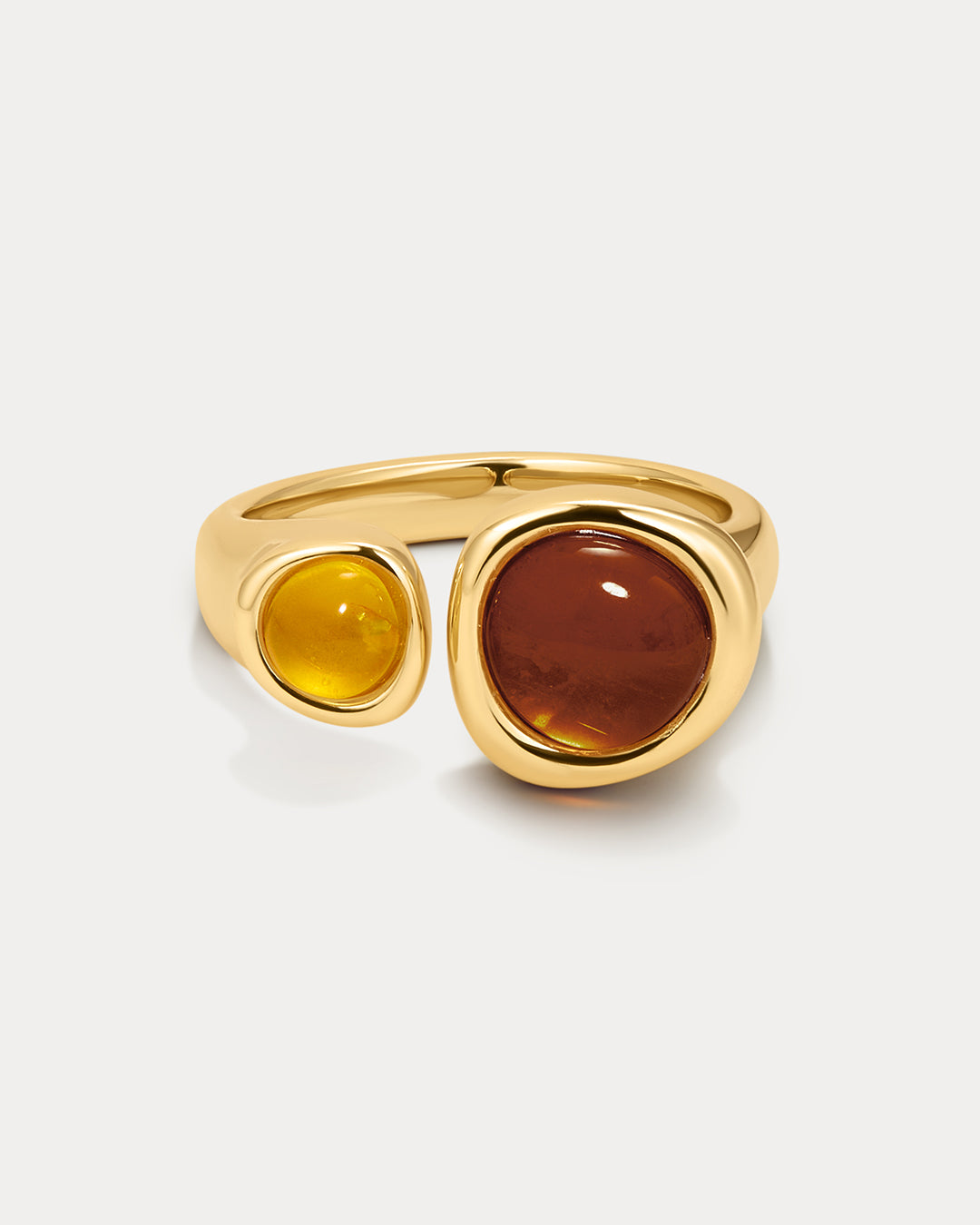 Honey Resin Stud Ring in Gold