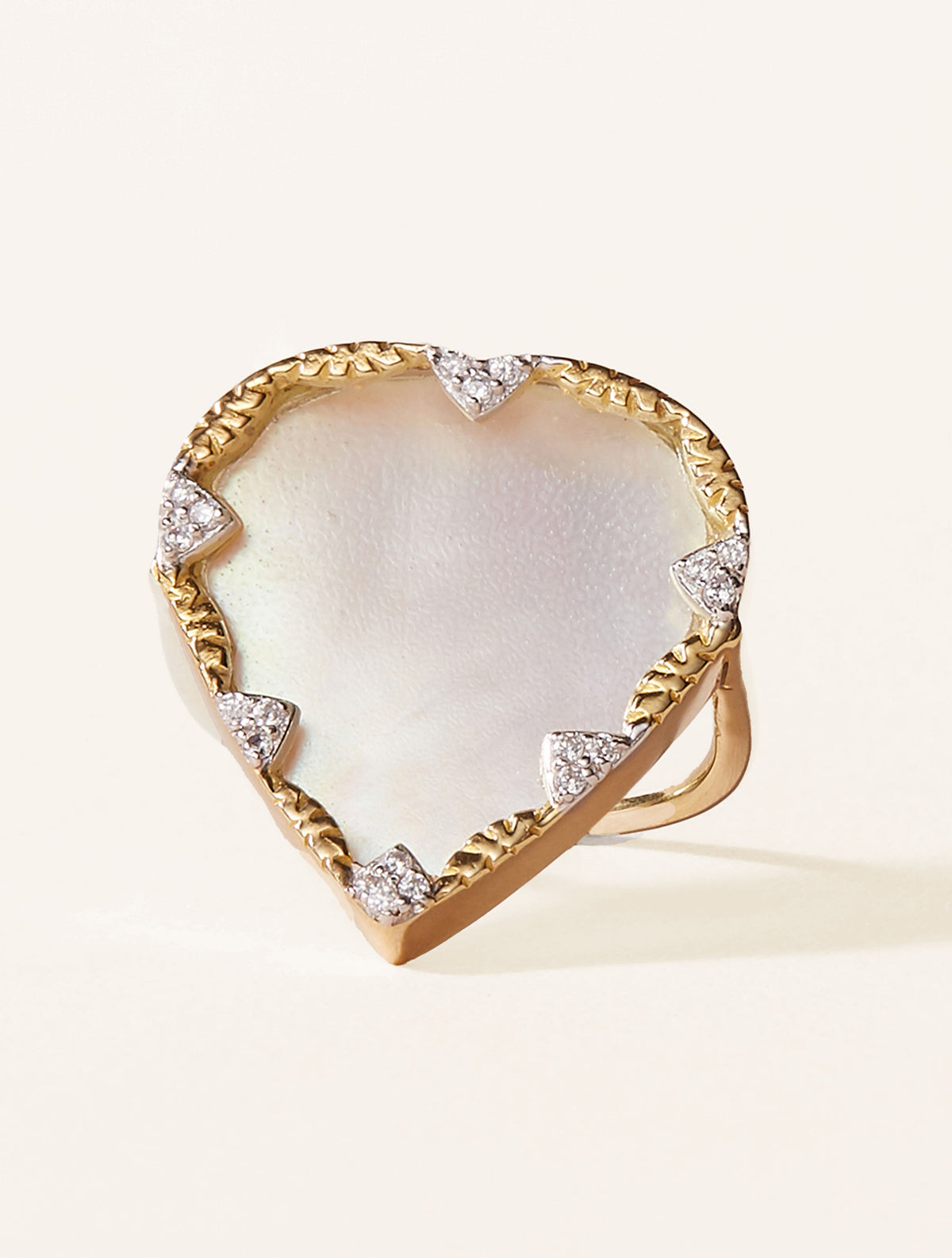 Lima Ring - Mother-of-pearl - front view
