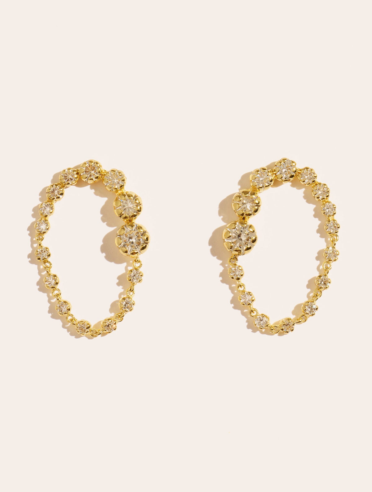 Rive Earrings - D'or - White Zircons - front view