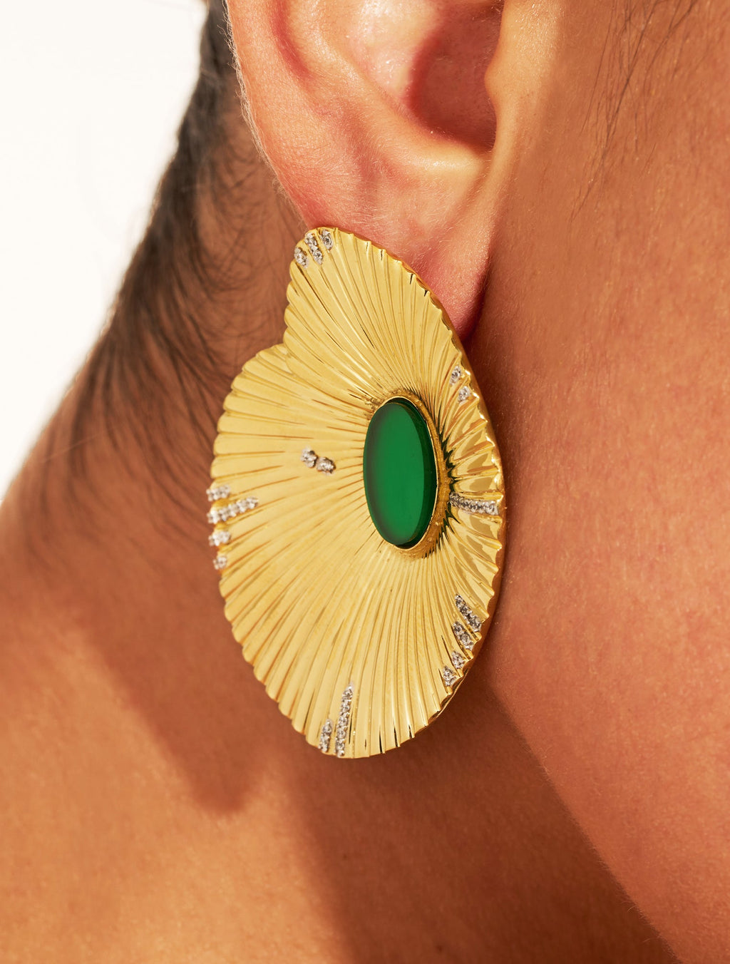 Coquillage Earrings - Green Onyx - detail view