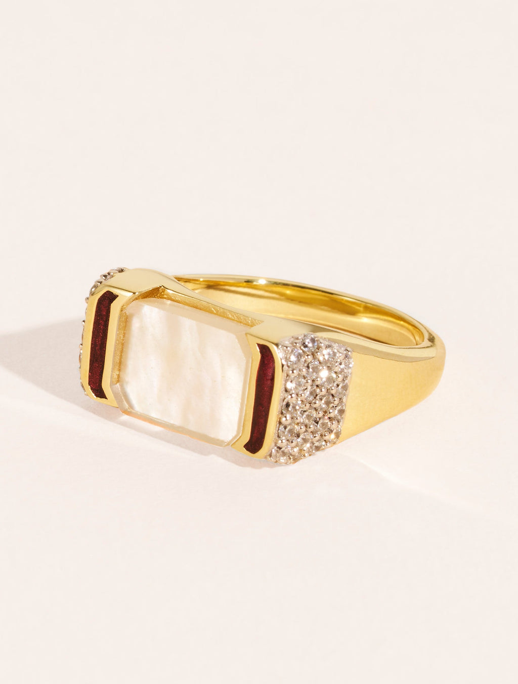 Berry Ring - Mother-of-pearl - front view