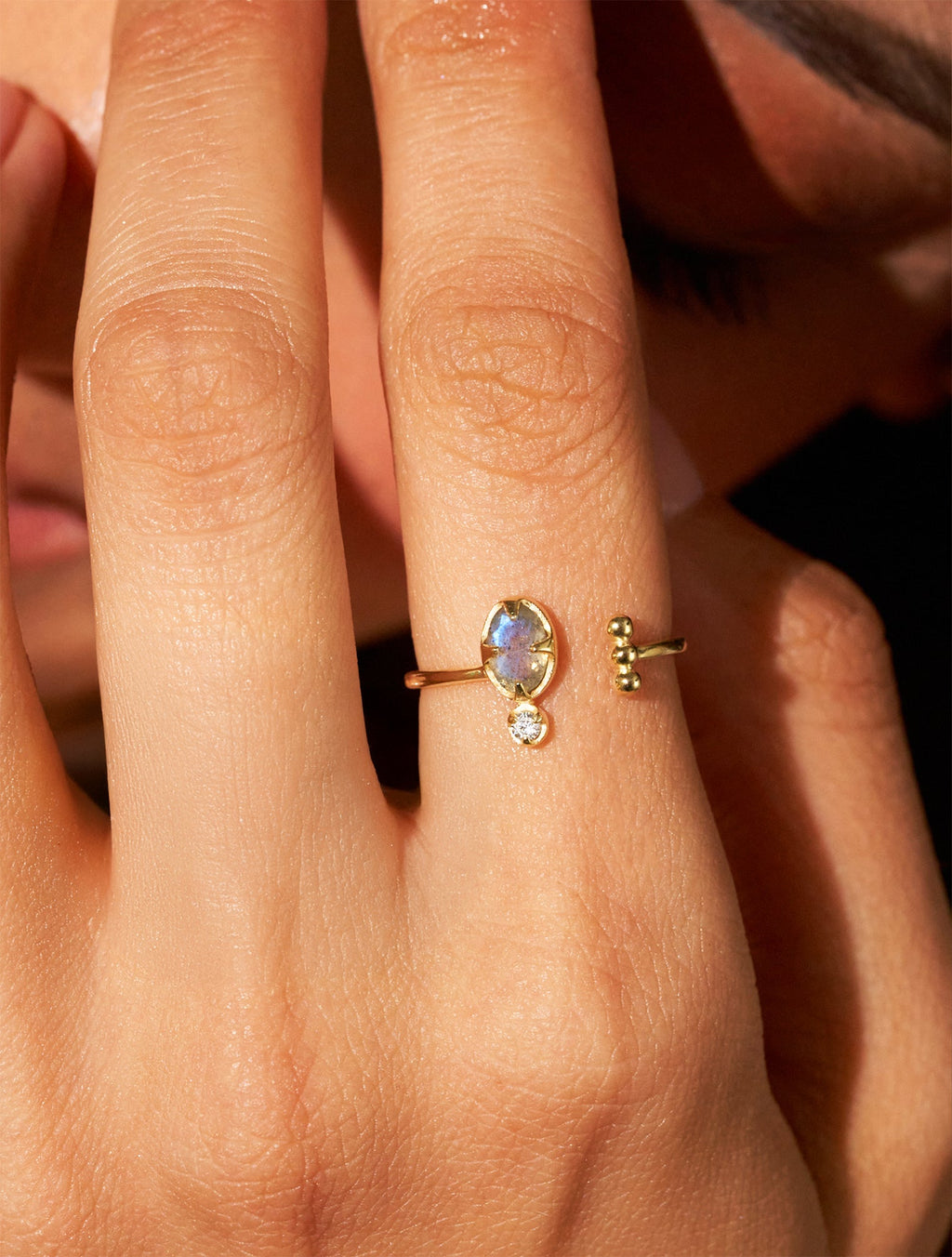 Mani Ring - Labradorite - alternate view