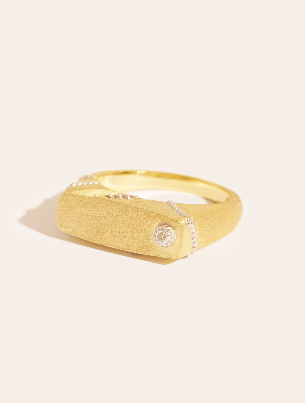 Minuit Ring - Chevalière - front view
