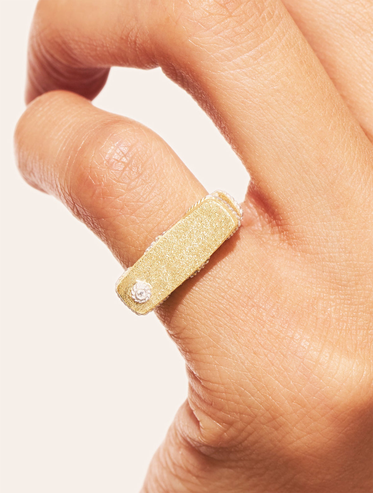 Minuit Ring - Chevalière - alternate view