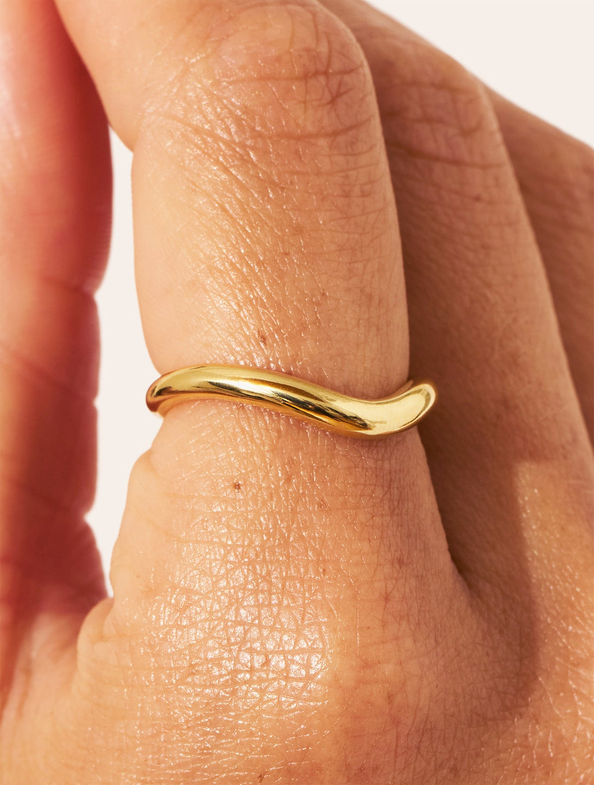 Origine Ring - Golden - alternate view