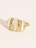 Oro Ring - Mother-of-pearl - front view