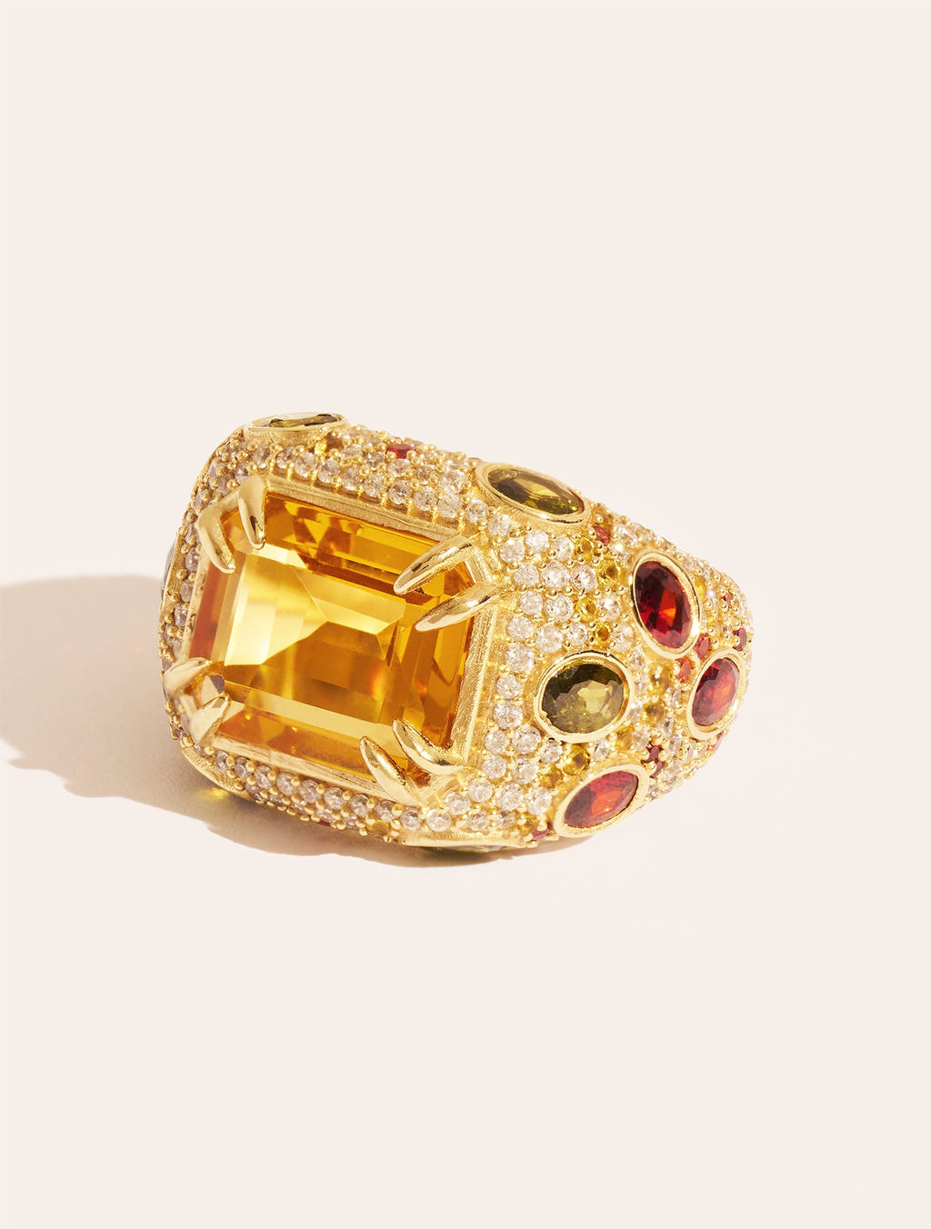 Panthère Ring - Quartz coloured Yellow - front view