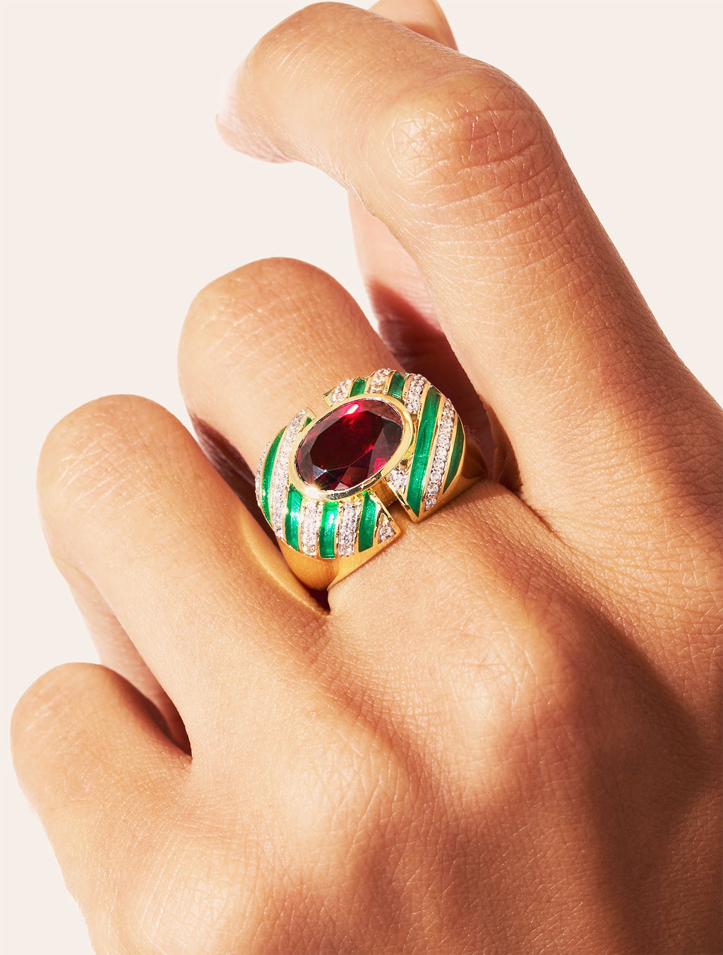 Zèbre Ring - Quartz coloured grenat & enamel Green - alternate view