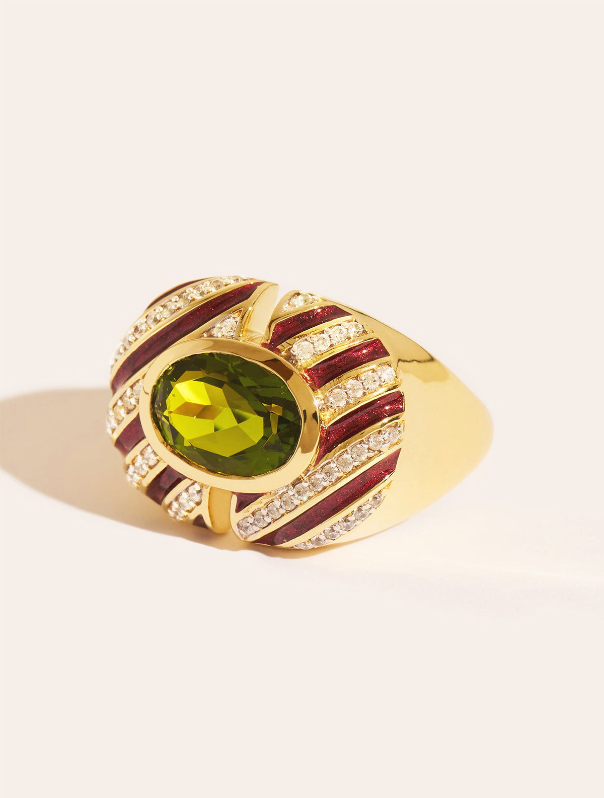 Zèbre Ring - Quartz coloured Green & enamel bordeaux - front view