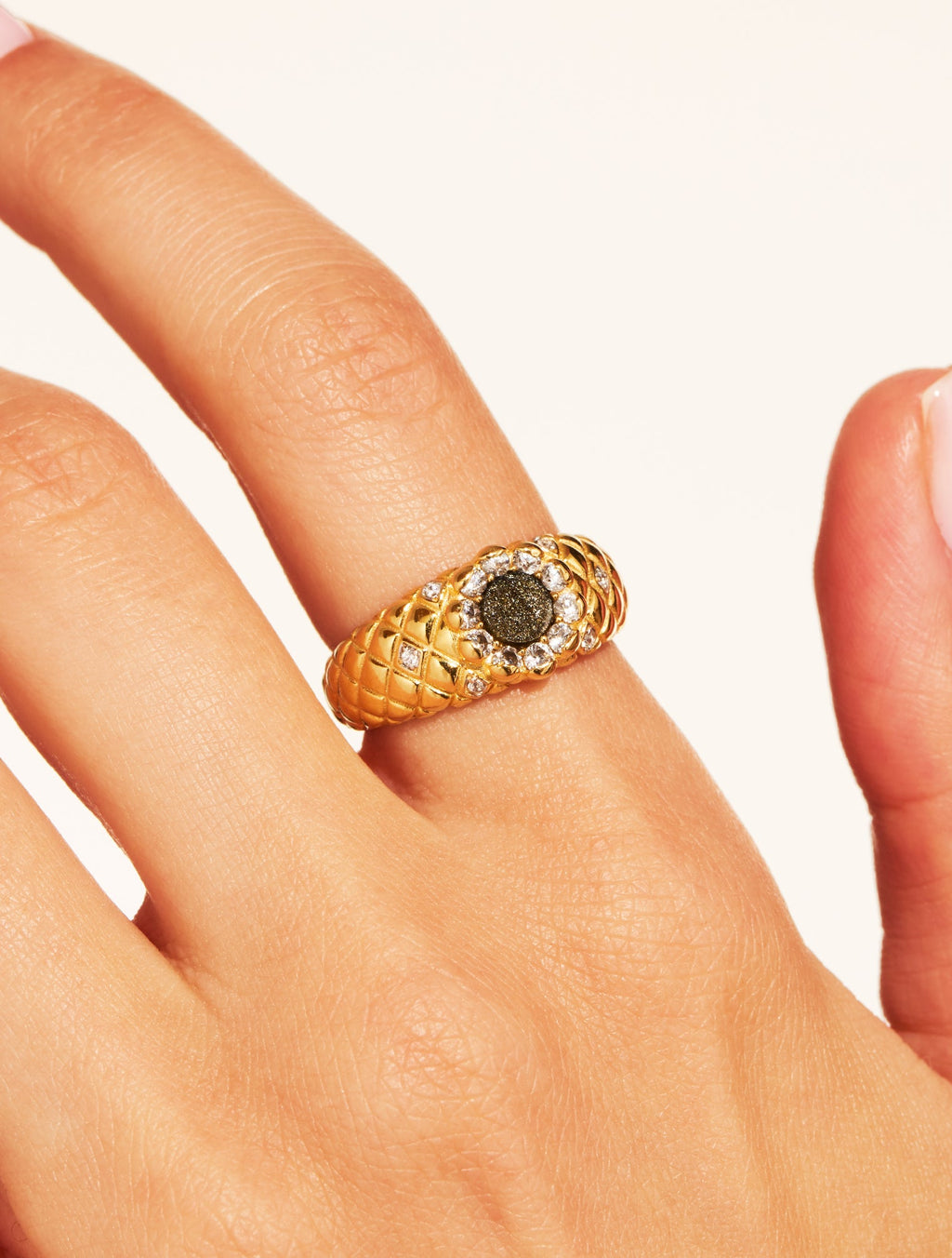 Rive Ring - D'or - Golden Obsidienne - alternate view