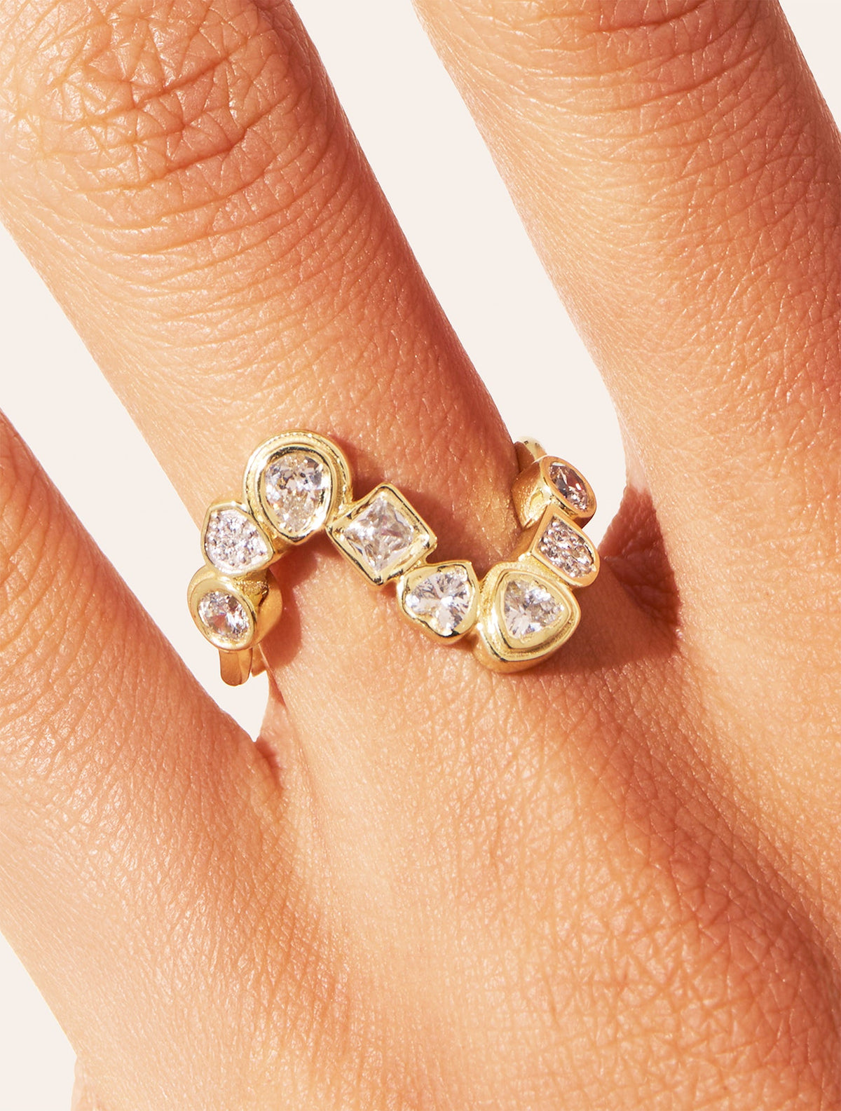 Rivière Ring - White Zircons - detail view