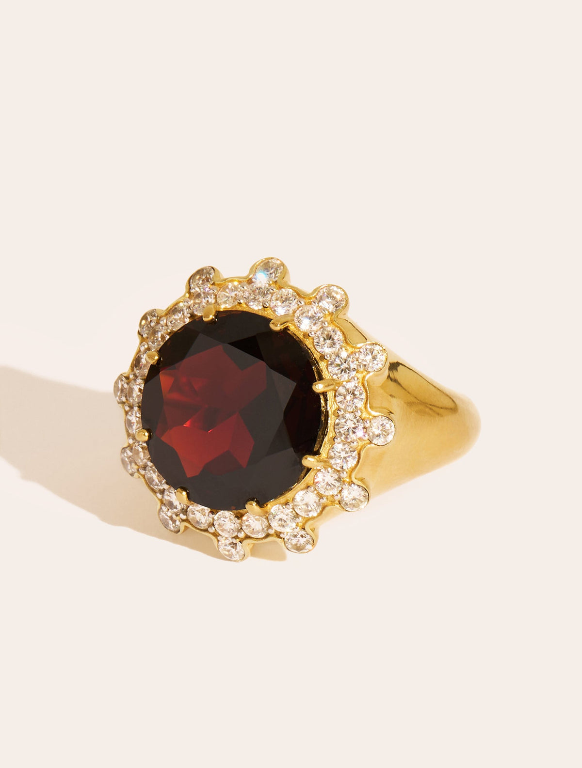 Sun Ring - Sauvage - Quartz coloured grenat - front view