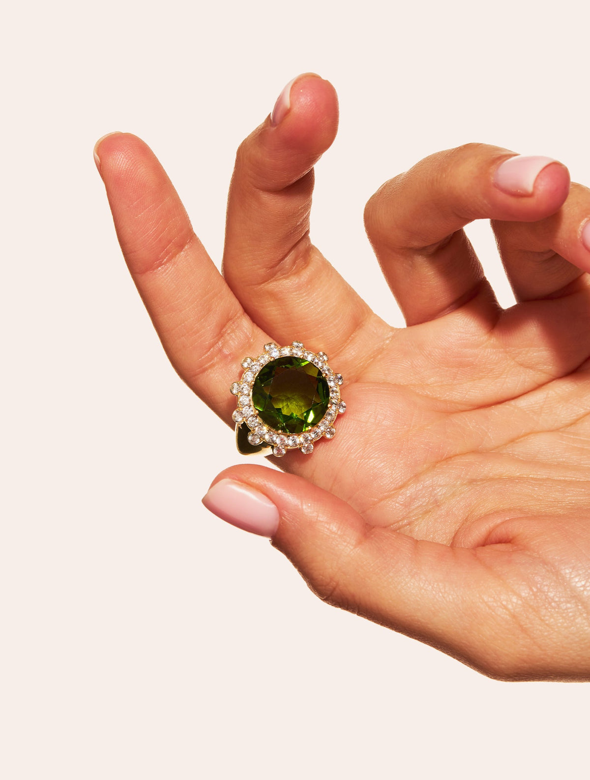 Sun Ring - Sauvage - Quartz coloured Green - alternate view
