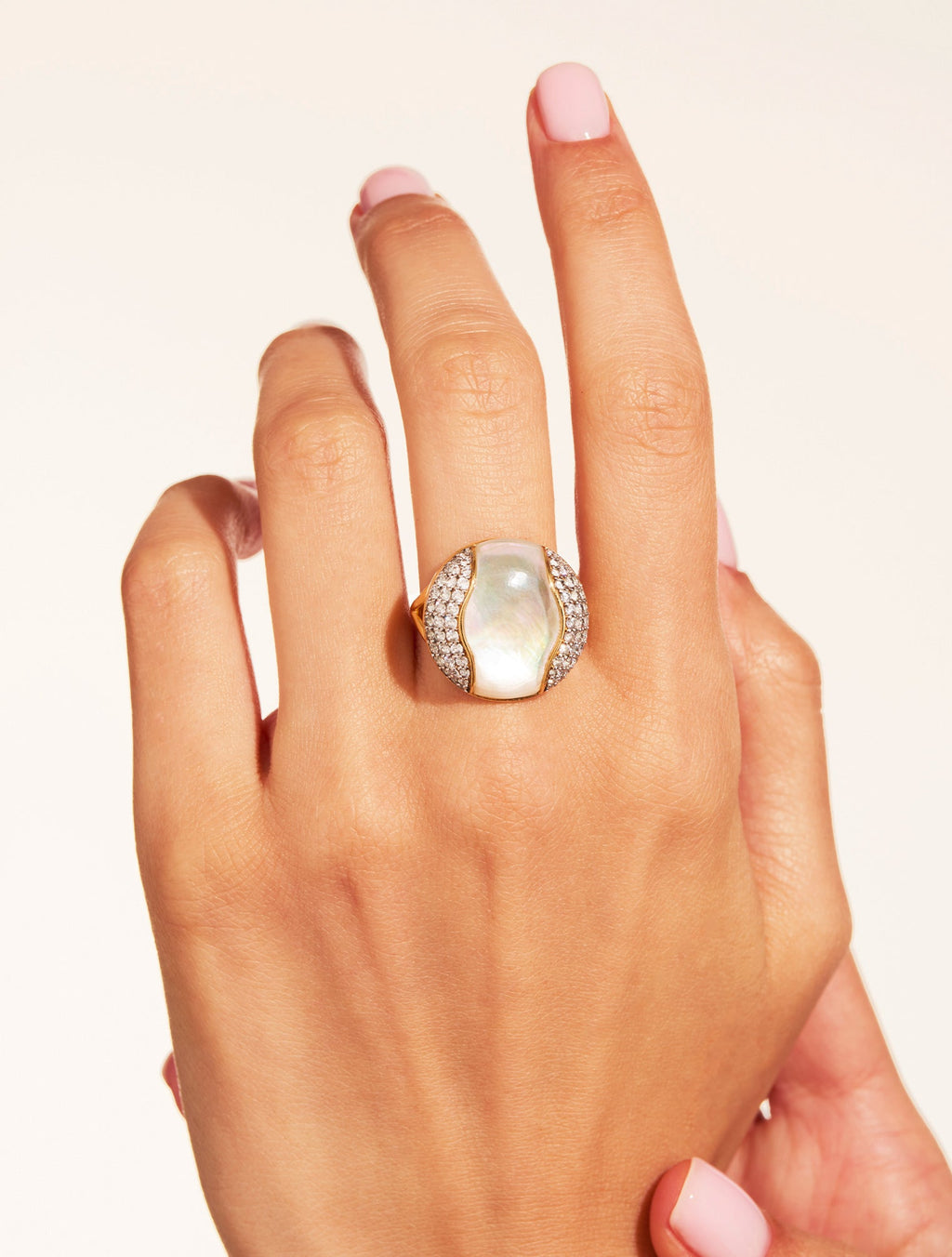 Vertige Ring - Mother-of-pearl - alternate view