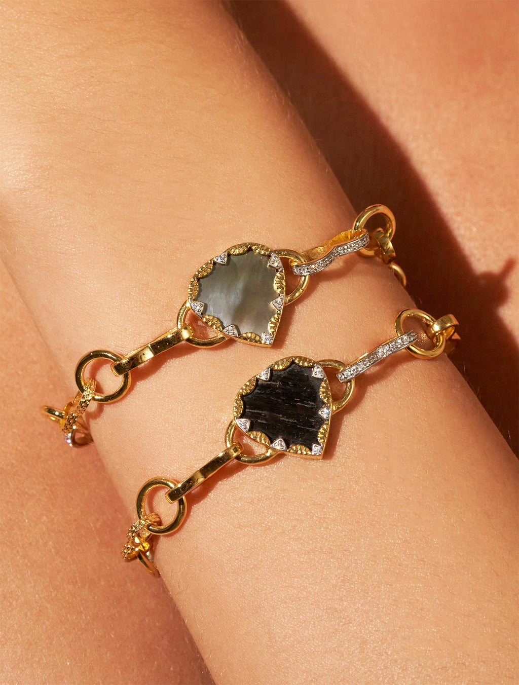 Lima Bracelet - Textured Onyx - detail view