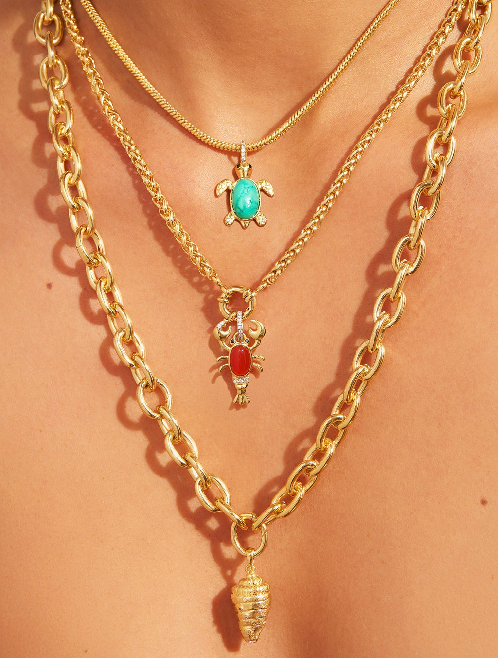 Toteme Pendant - Coquillage - detail view