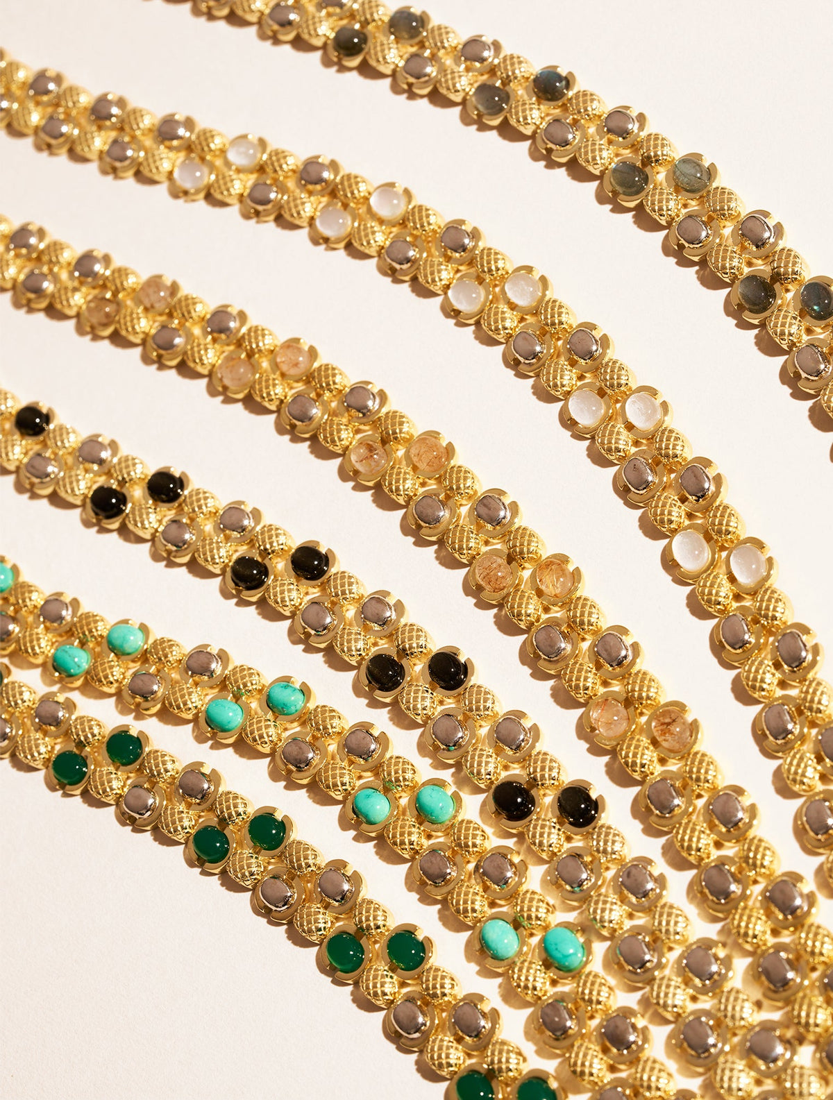 Amara Necklace - Labradorite - detail view