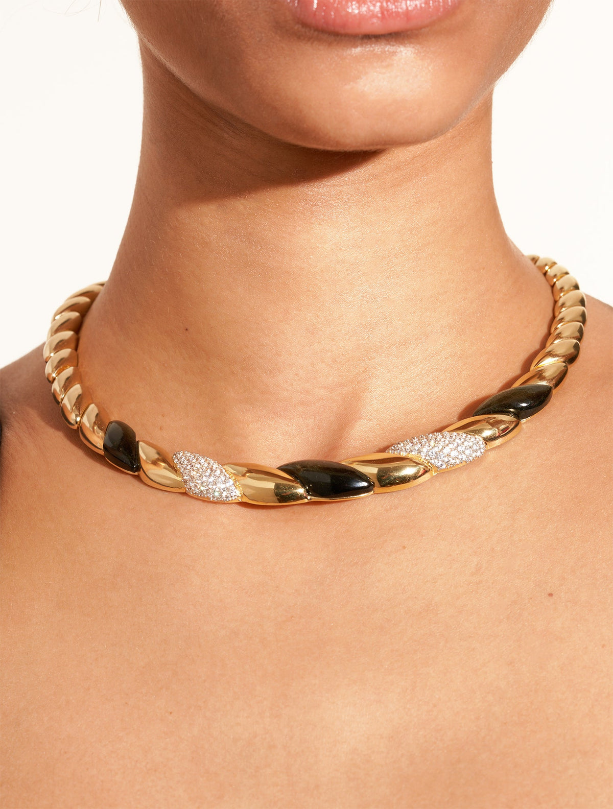Amenza Necklace - Golden Obsidienne - alternate view