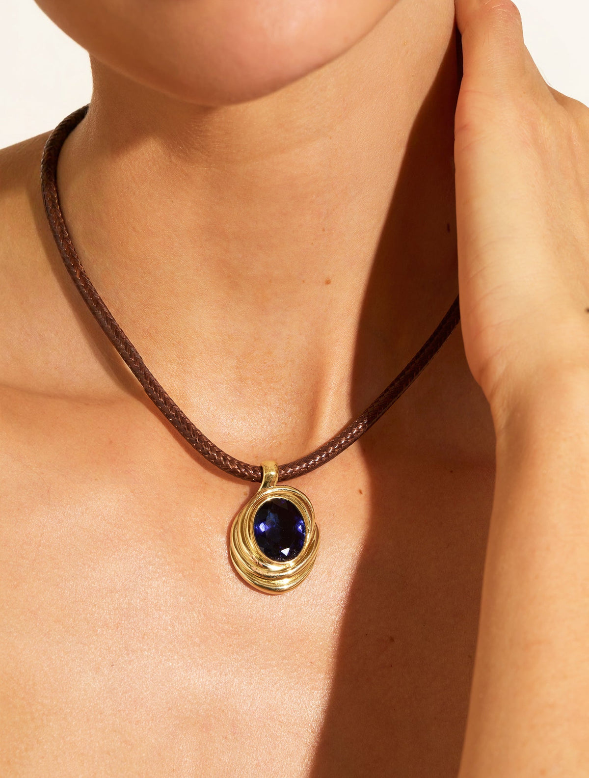 Riviera Necklace - Quartz coloured Blue Dark - alternate view