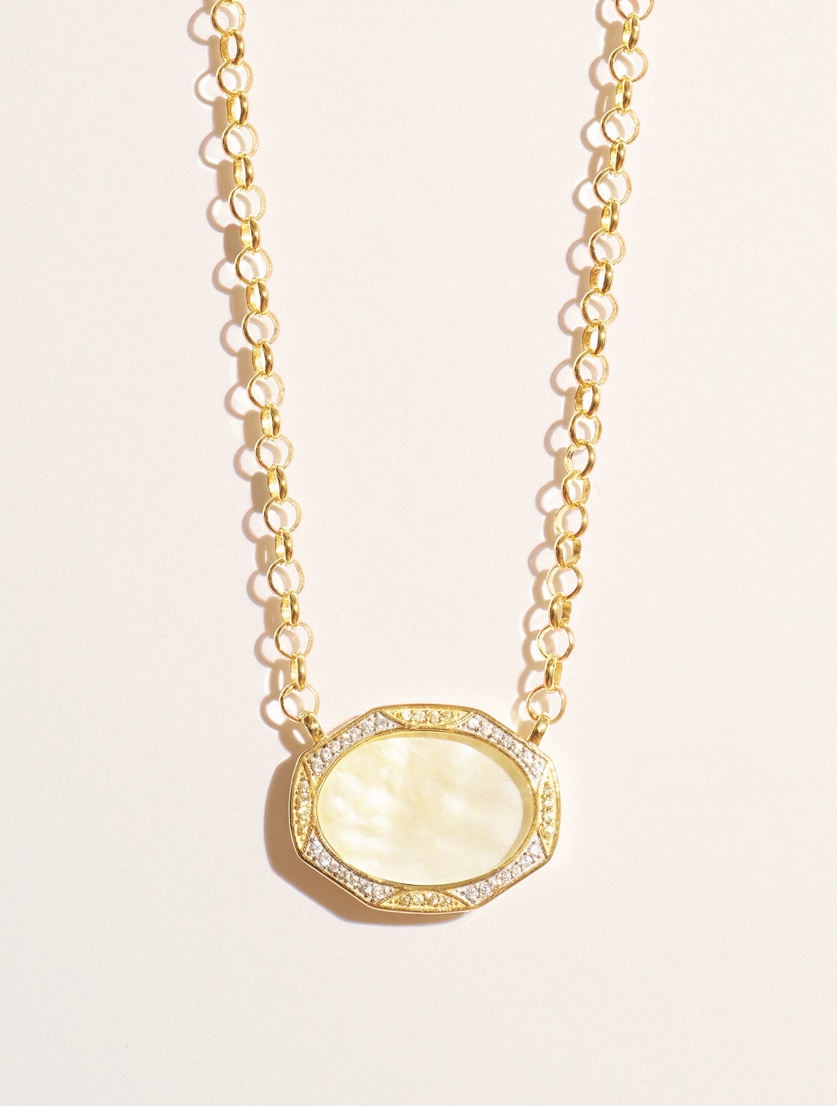 Sinaï Necklace - Mother-of-pearl - front view