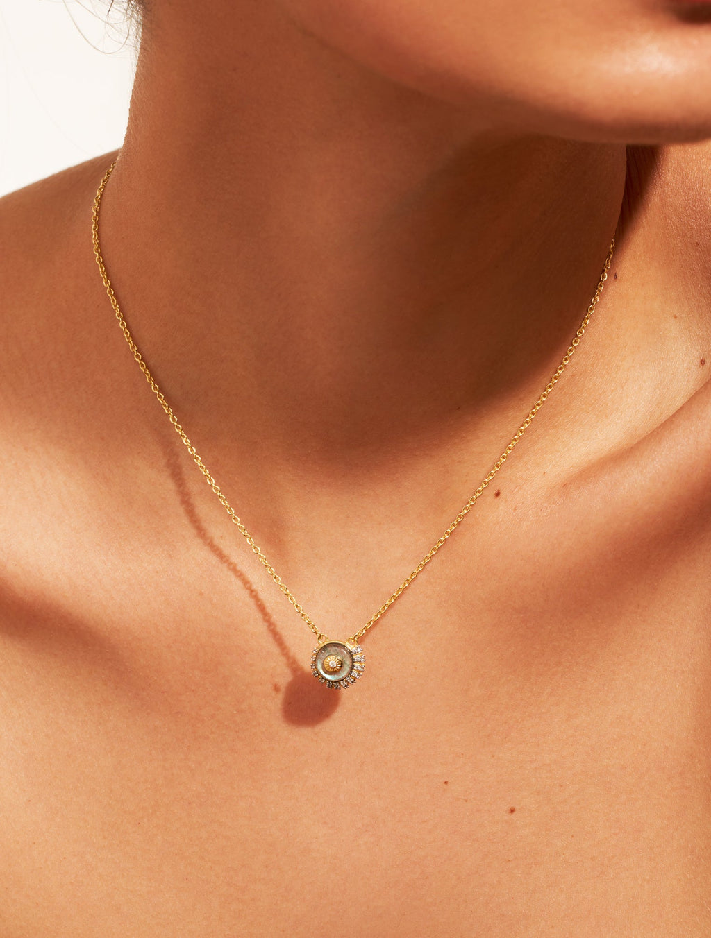 Coquillage Necklace - Labradorite - detail view