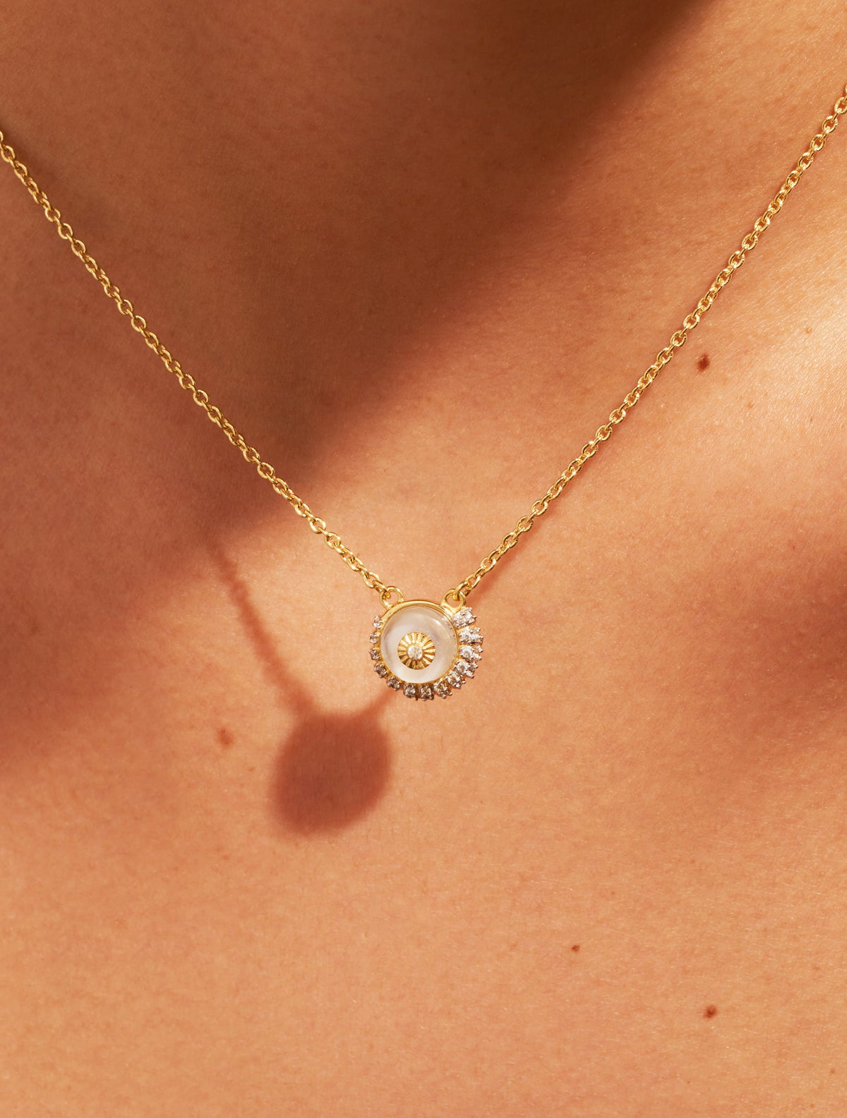 Coquillage Necklace - Mother-of-pearl - alternate view