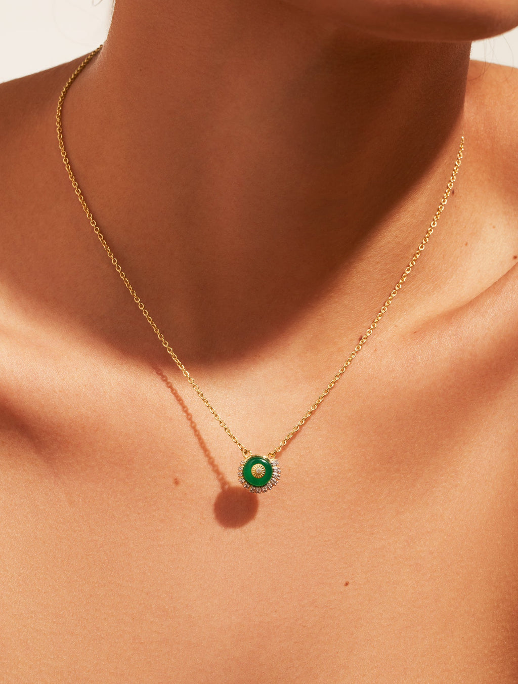 Coquillage Necklace - Green Onyx - detail view