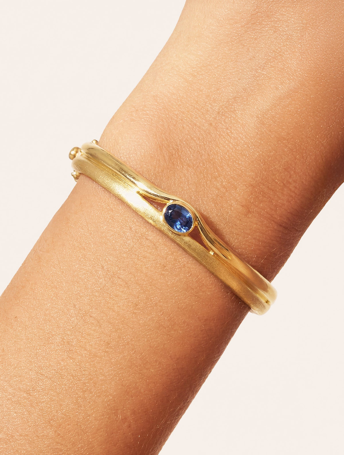 Bangle - Quartz coloured Blue Dark - Riviera - alternate view