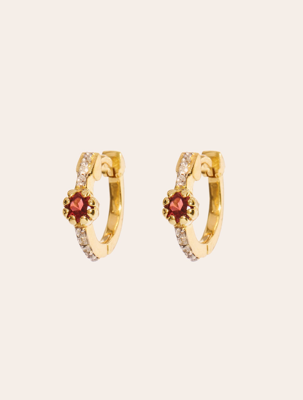 Mini Hoop earrings Rive D'or serties - Zircons Grenat - front view