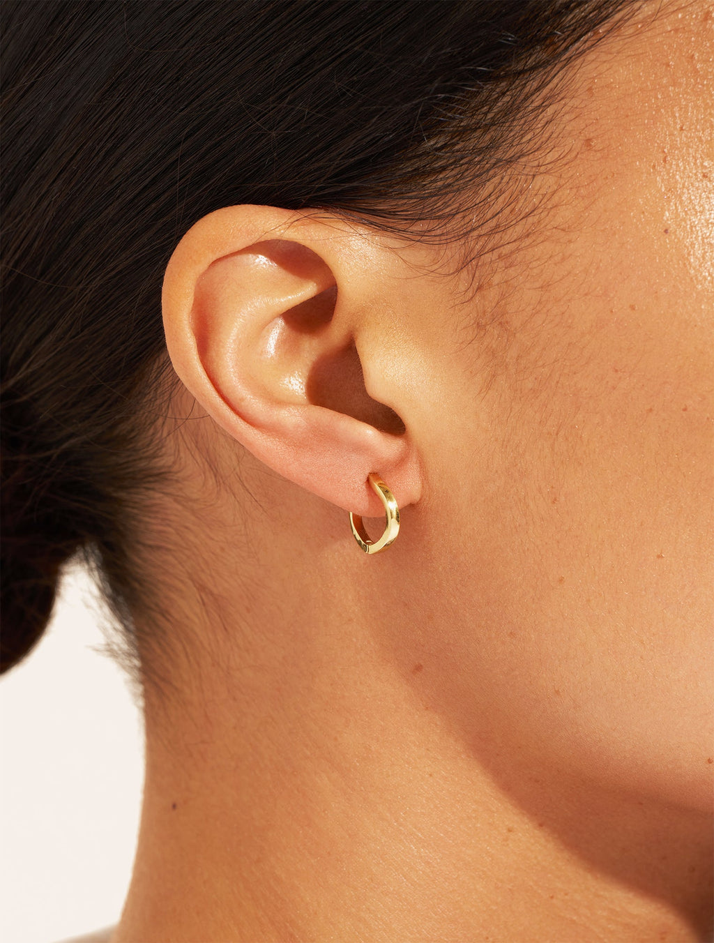Mini Earrings - Vague - Sun sauvage II - detail view