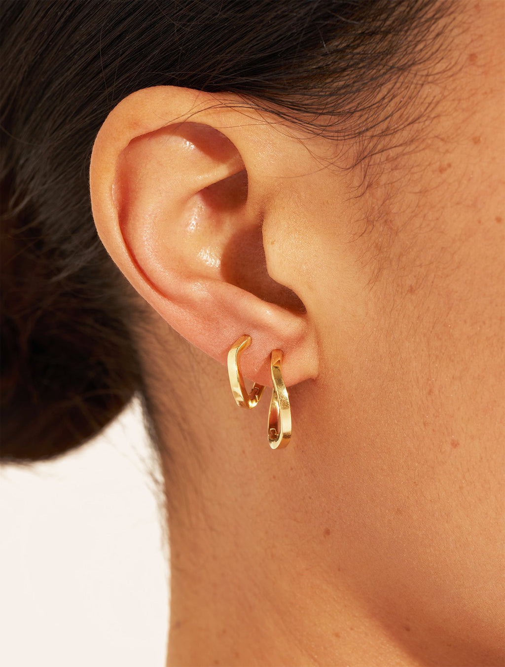 Midi Earrings - Vague - Sun sauvage II - detail view