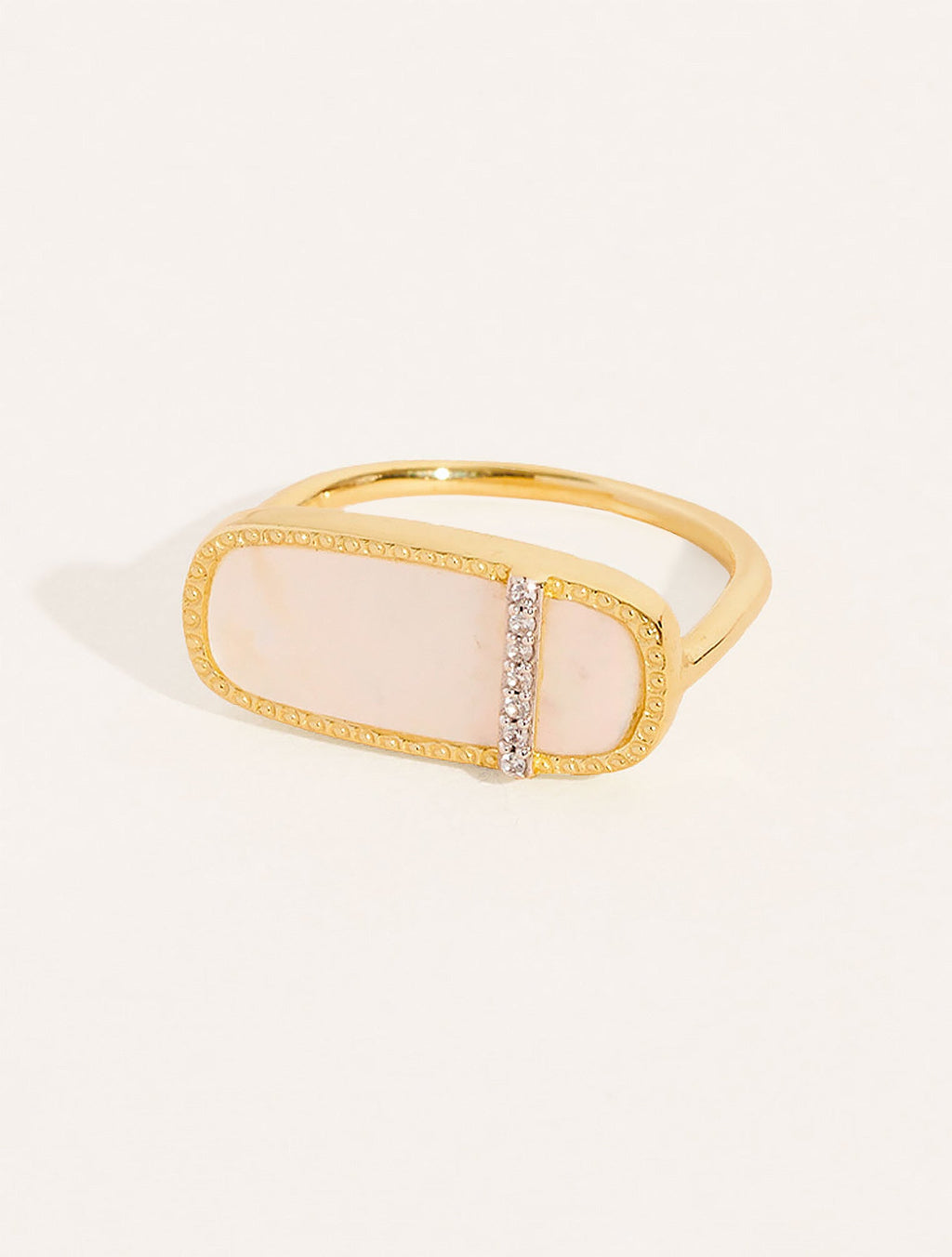 Izy Ring - 3 - Mother-of-pearl - front view