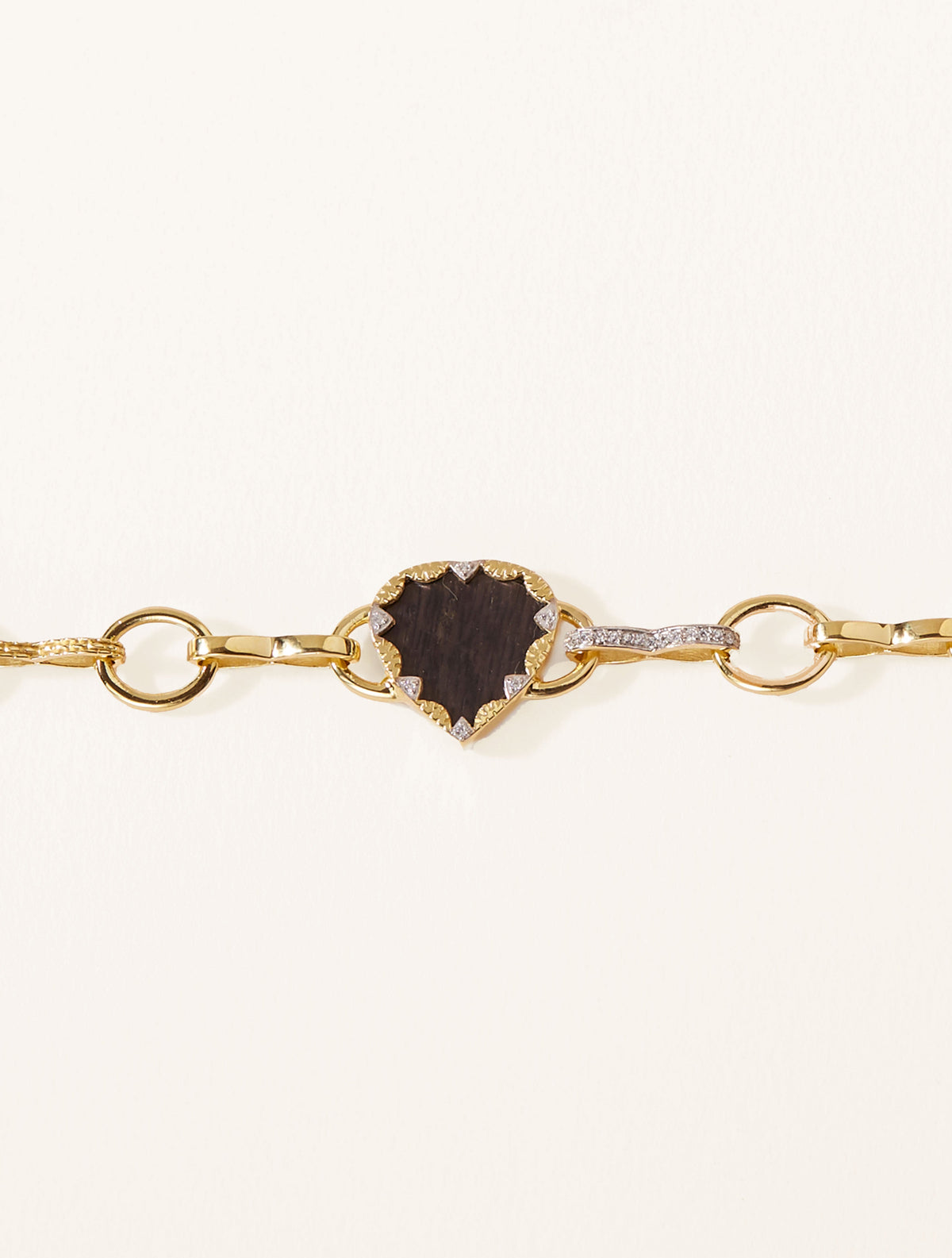 Lima Bracelet - Textured Onyx - front view