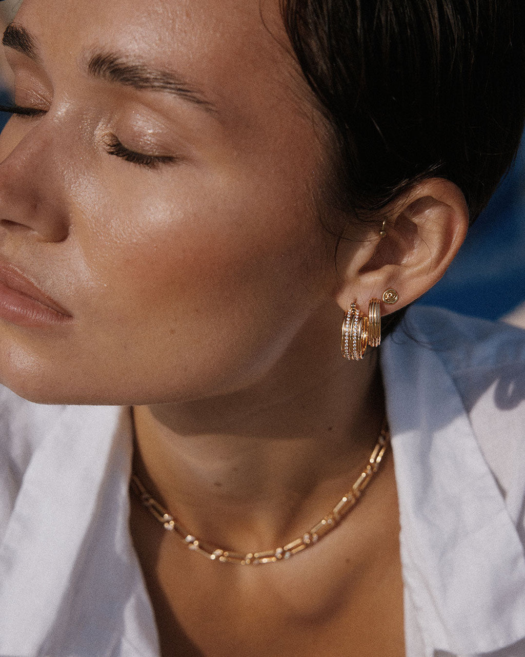 Coquille Studs Set - Earrings — detail view