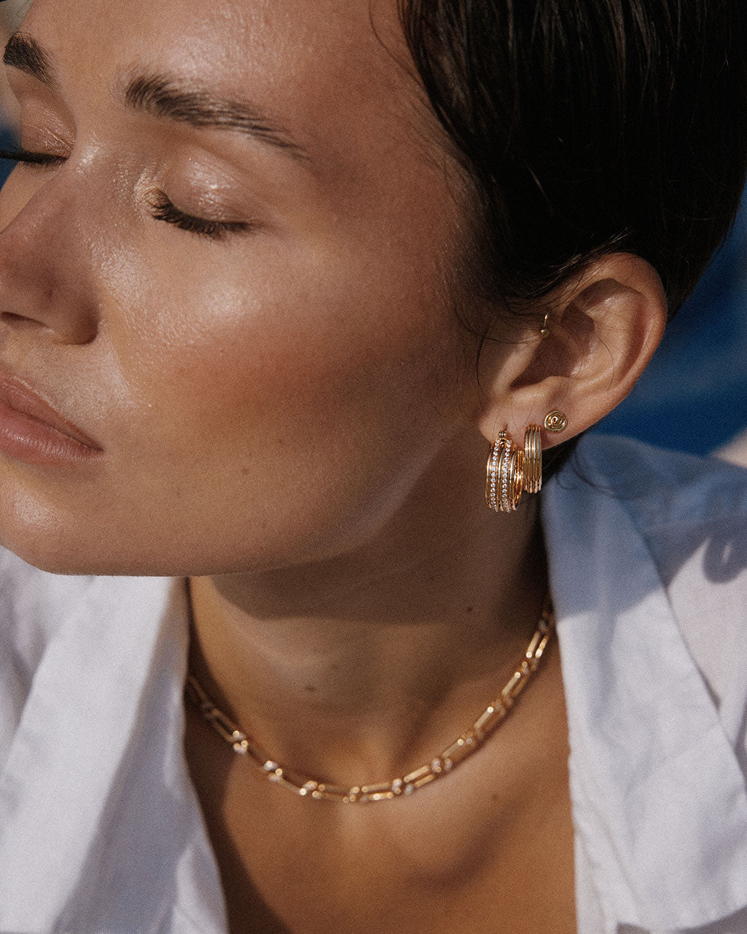 Coquille Studs Set - Earrings — detail view