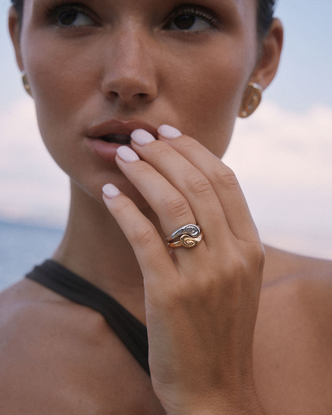 Two-Tone Coquille Ring Set — alternate angle