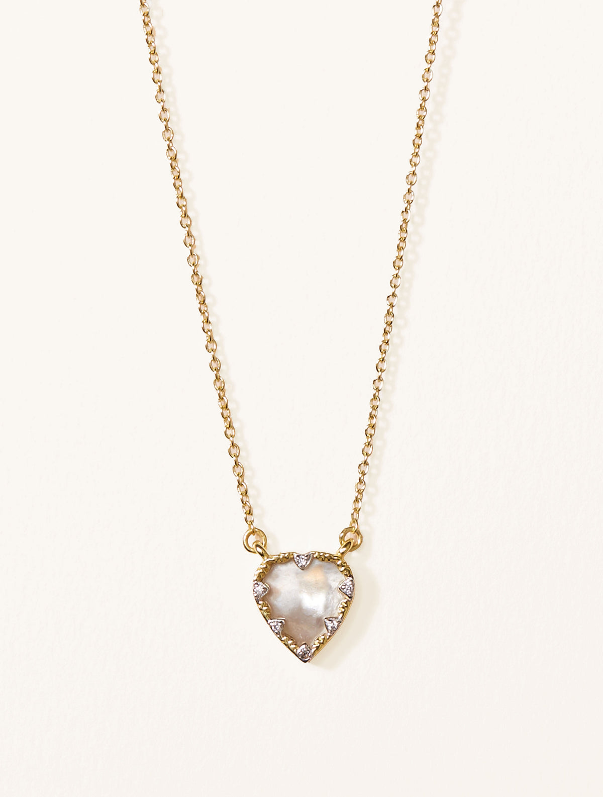 Lima Necklace - Mother-of-pearl - front view