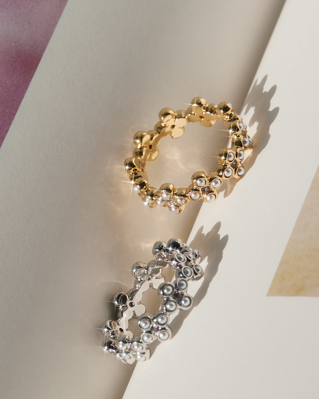 Daisy Stud Ring in Gold — detail view