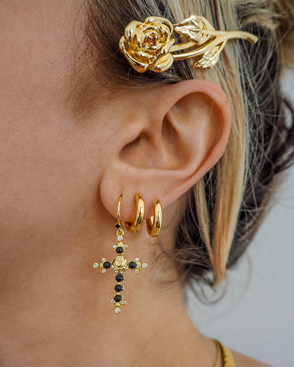 Onyx Rose Cross Hoops - Gold — alternate view