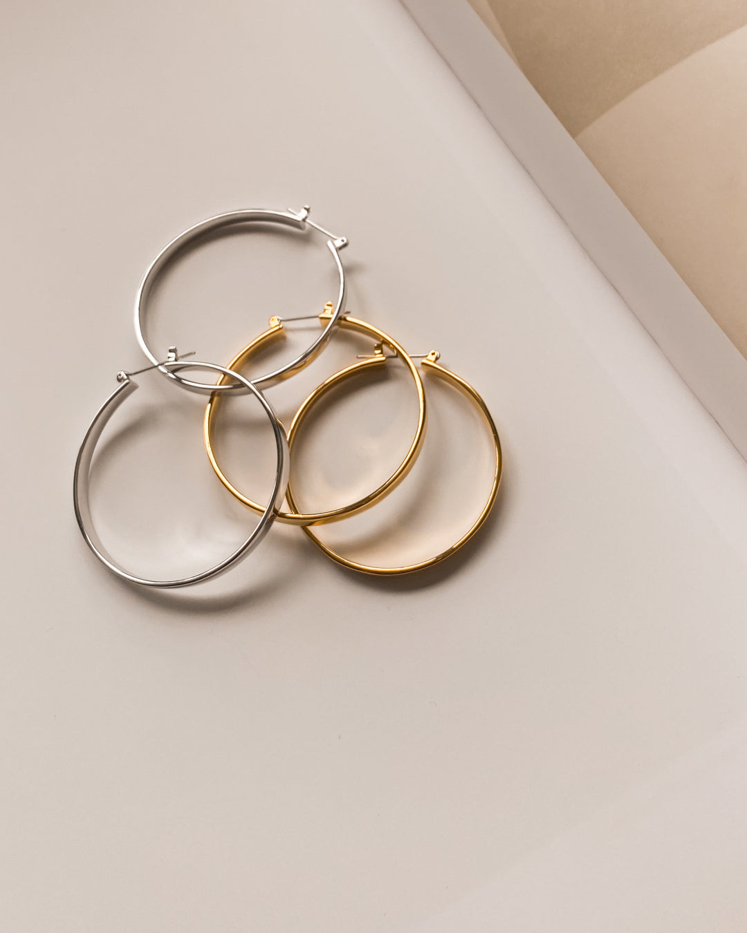 XL Celine Hoops - Silver — detail view