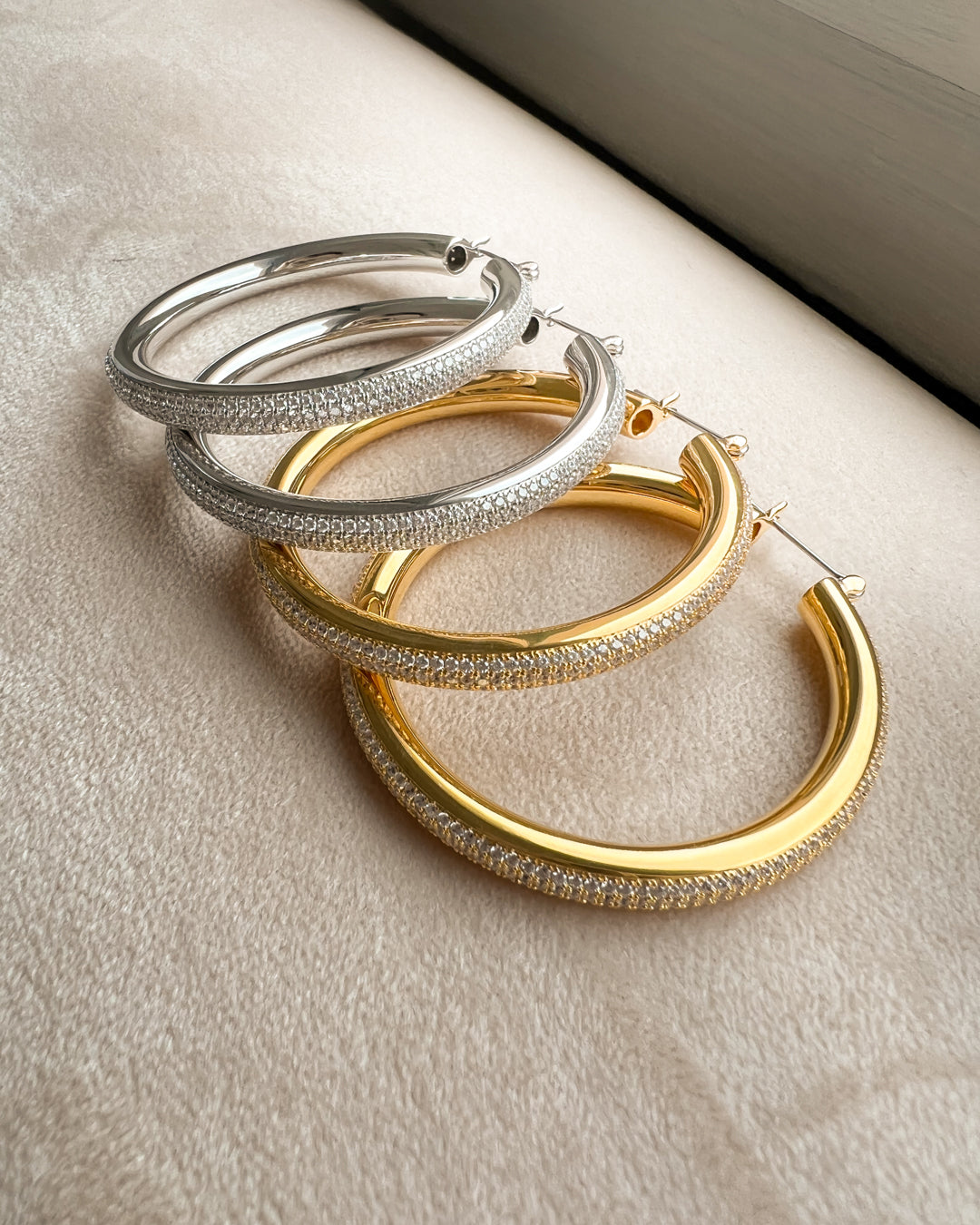 Pavé Stripe Amalfi Hoops - Gold — alternate angle
