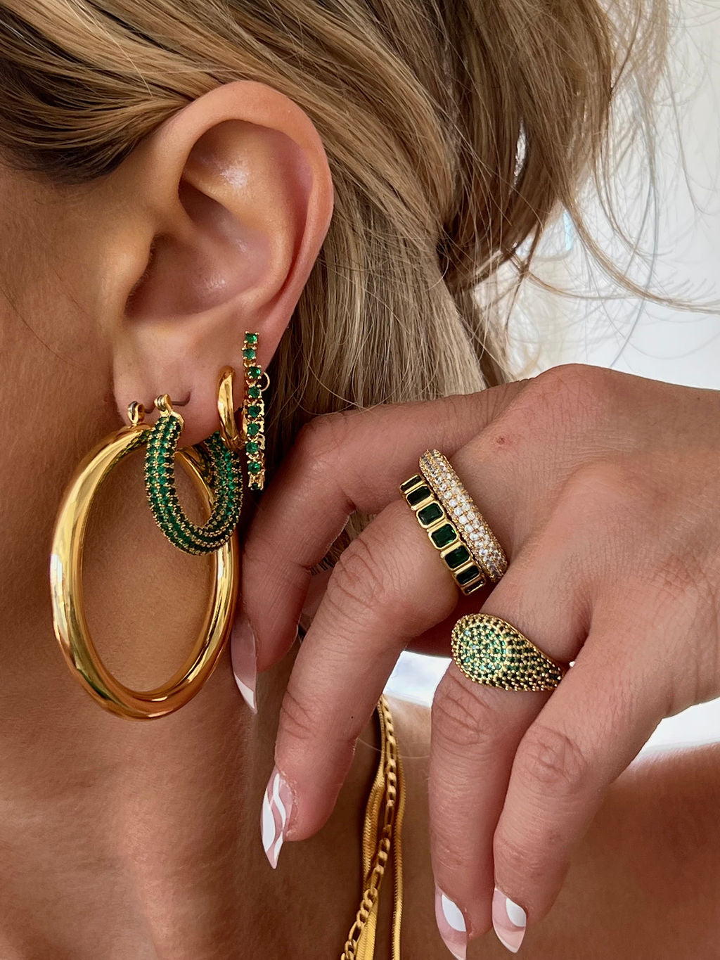Ballier Chain Studs - Emerald Green - Gold — alternate view