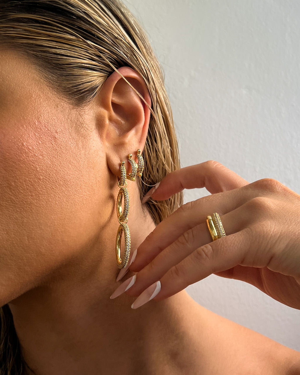 Pavé Thorn Huggies - Gold - Earrings — alternate view 2